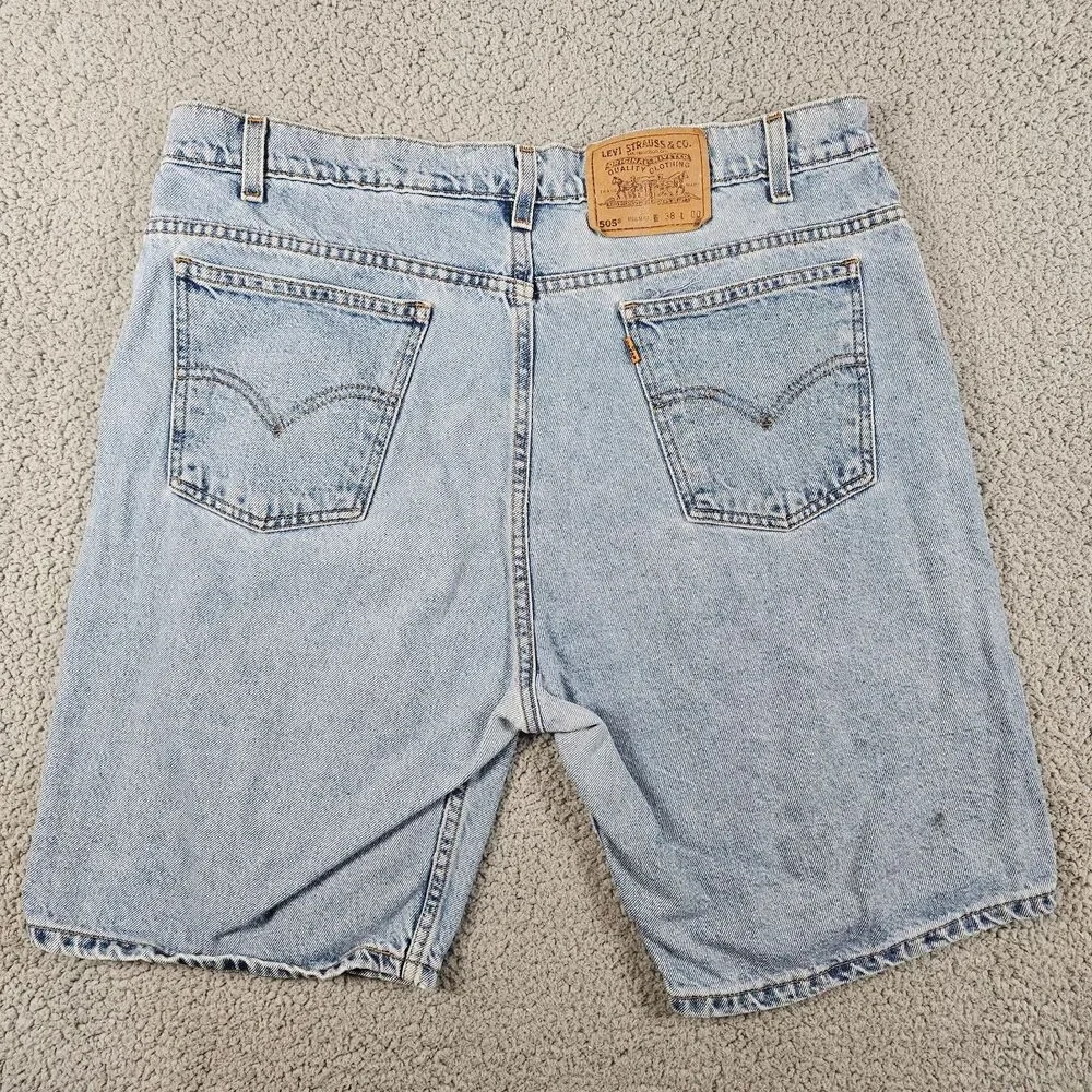 Levis this preowned